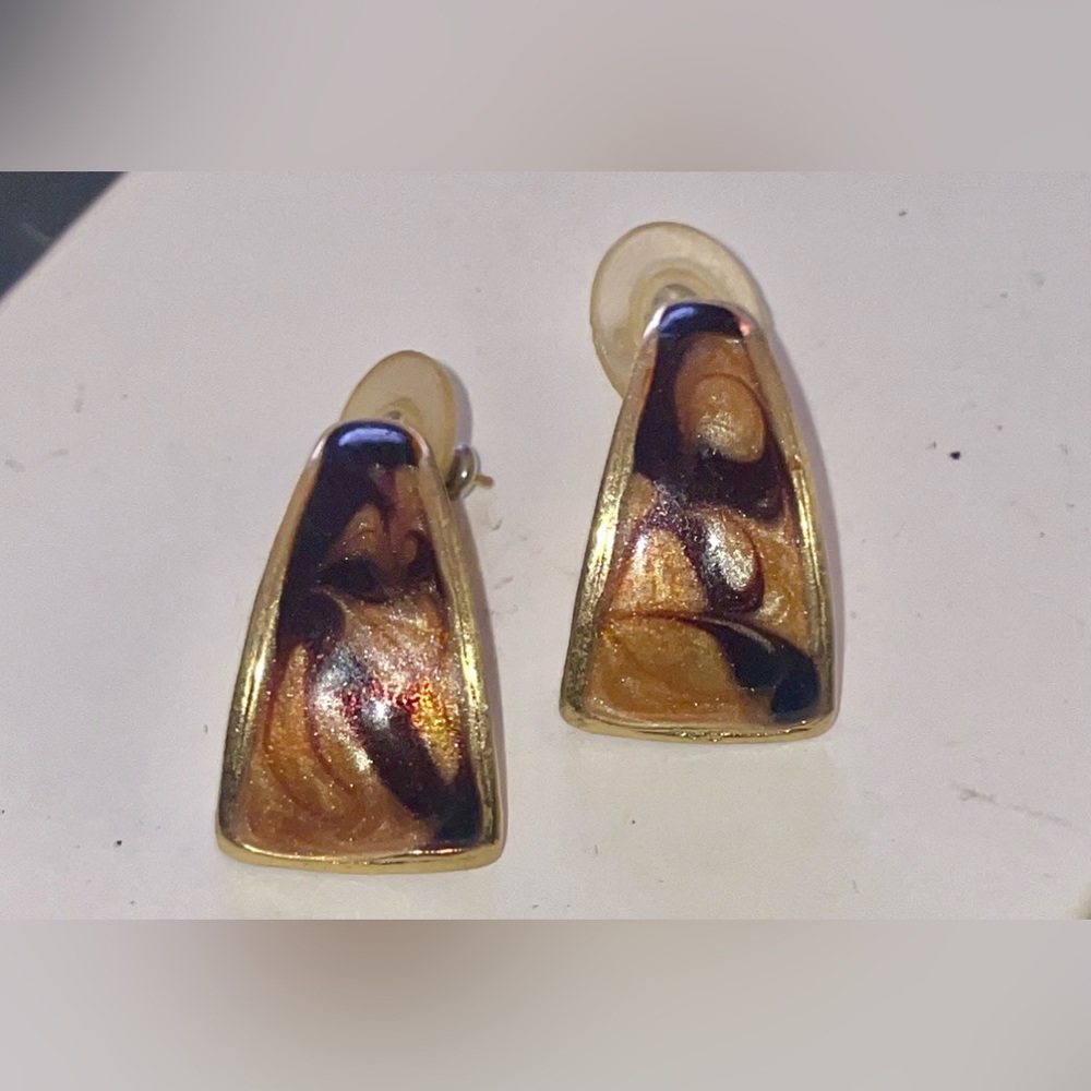 VINTAGE MARKED MADE IN USA ENAMELED EARRINGS